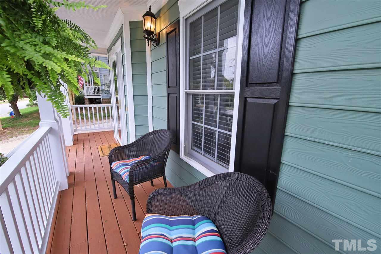 901 Scotts Ridge Trail Apex, NC 27502 - Photo 3 of 29 Gallery Image 3
