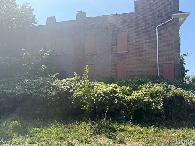 $70,000 | 4726 Kensington Place, St. Louis, MO 63108