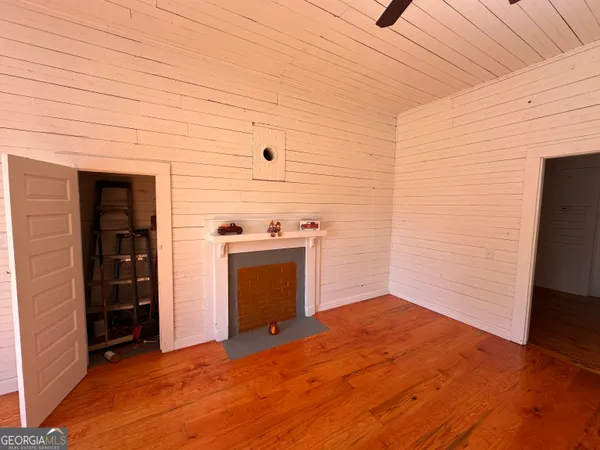 $1,600 | 1318 Lincolnton Highway, Elberton, GA 30635