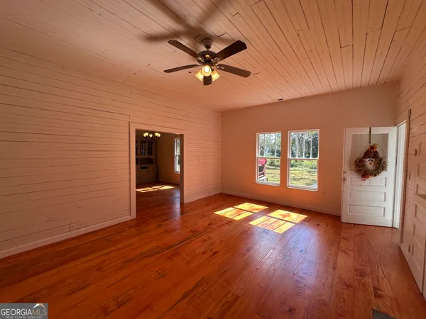 $1,600 | 1318 Lincolnton Highway, Elberton, GA 30635