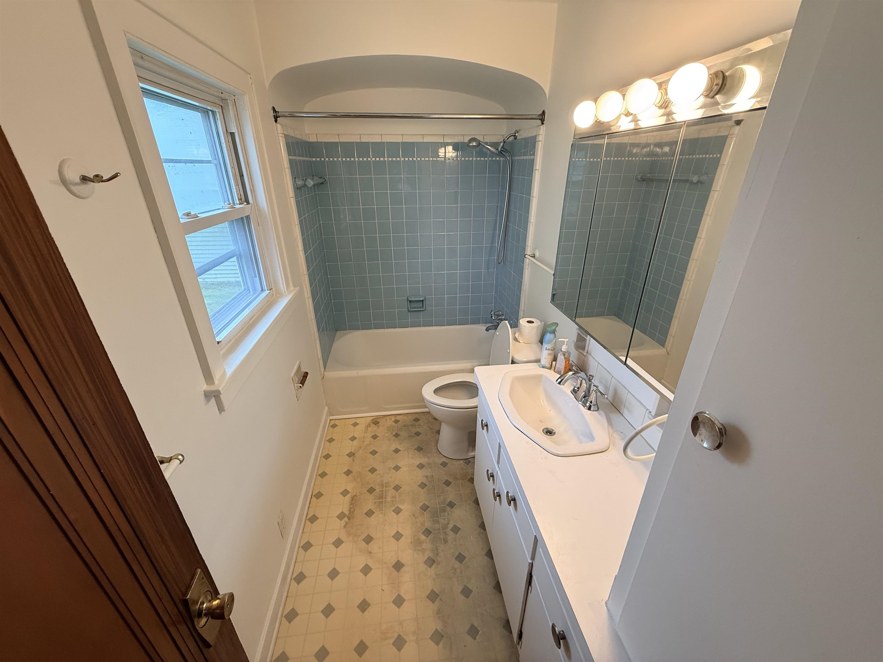 809 Marsac Street Bay City, MI 48708 - Photo 11 of 30