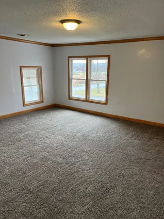 $995 | 35 Level Acres Drive, Unit B, Horseheads, NY 14845