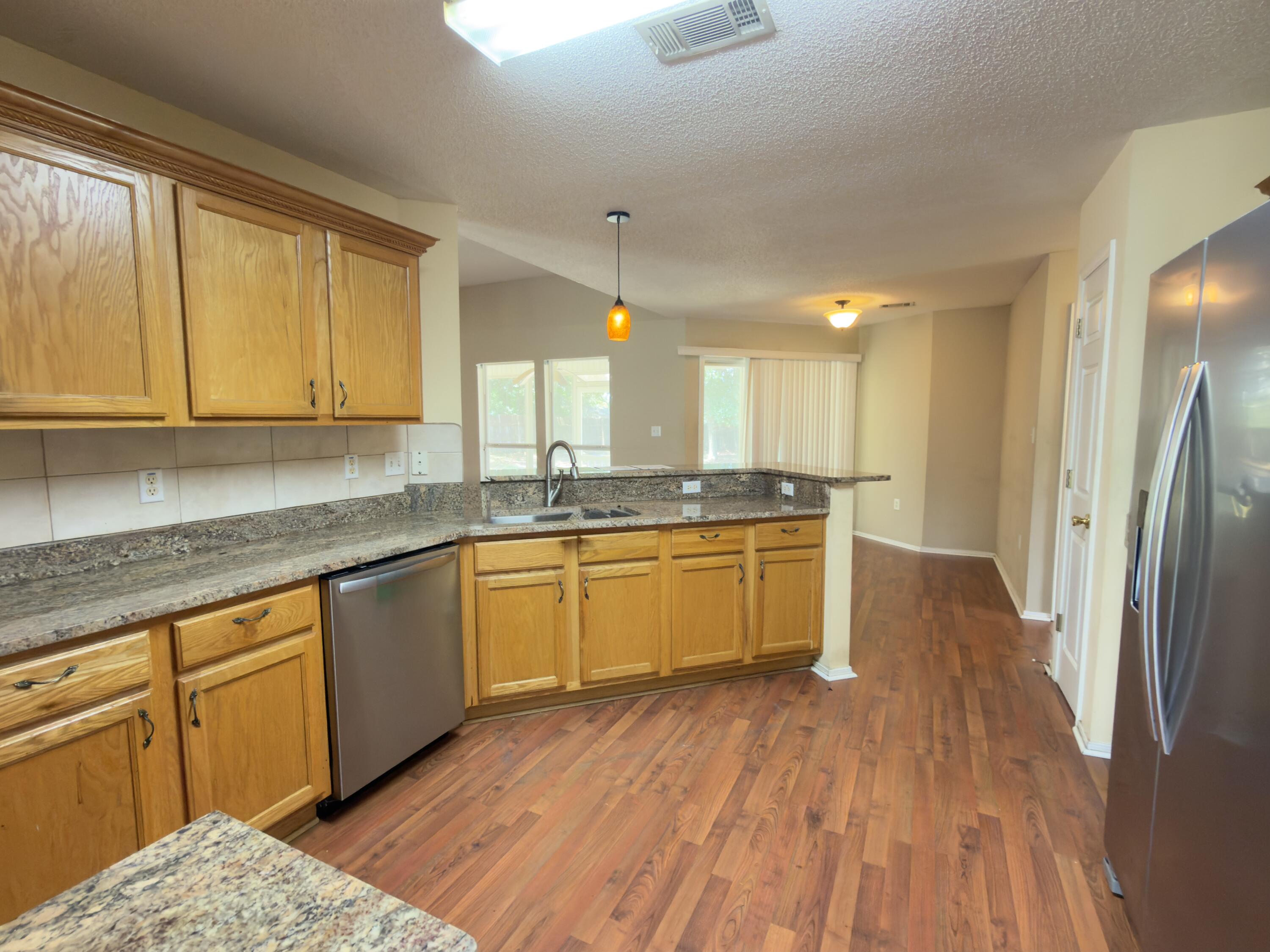 688 Brunson Street Crestview, FL 32536 - Photo 5 of 27 kitchen