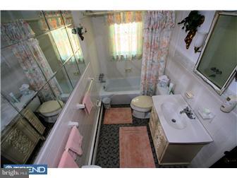 981 Old Dolington Road Newtown, PA 18940 - Photo 6 of 10 Bathroom