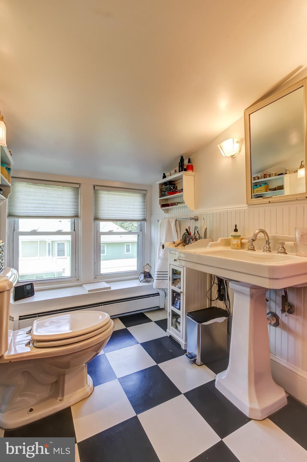 609 Ritchie Avenue Silver Spring, MD 20910 - Photo 29 of 36