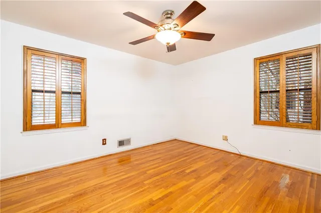 $2,650 | 216 Thomas Circle, Roswell, GA 30075