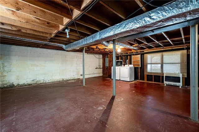 $2,650 | 216 Thomas Circle, Roswell, GA 30075