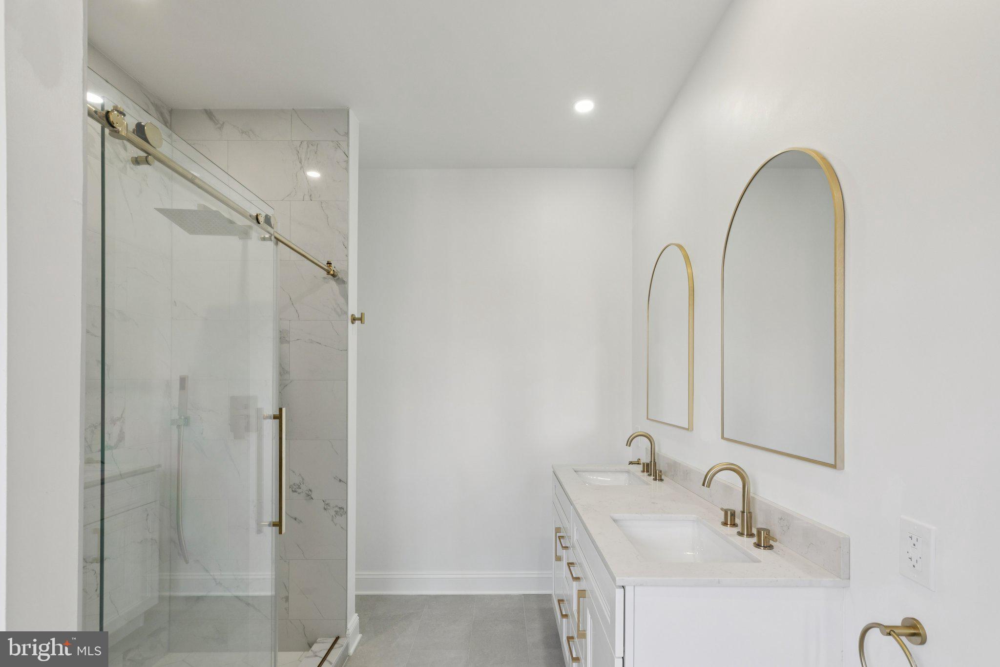 137 Manheim Street Philadelphia, PA 19144 - Photo 36 of 81 Bathroom 2