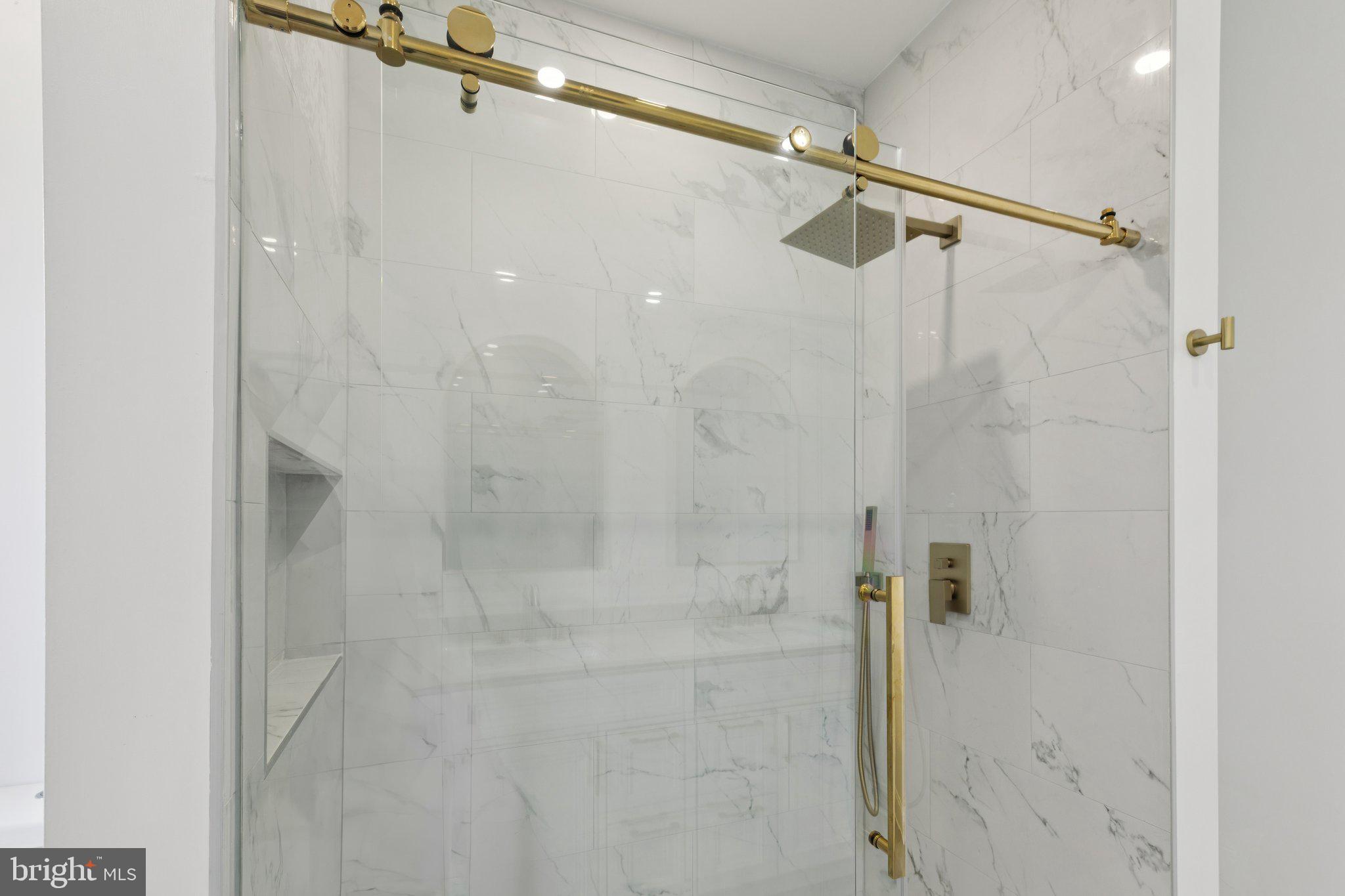 137 Manheim Street Philadelphia, PA 19144 - Photo 37 of 81 Bathroom 2