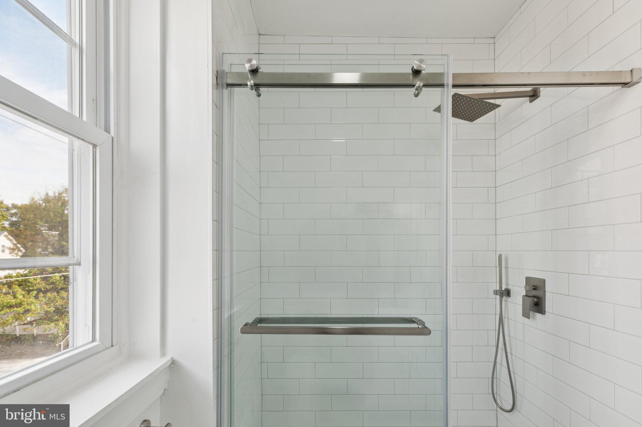 137 Manheim Street Philadelphia, PA 19144 - Photo 51 of 81 Bathroom 3