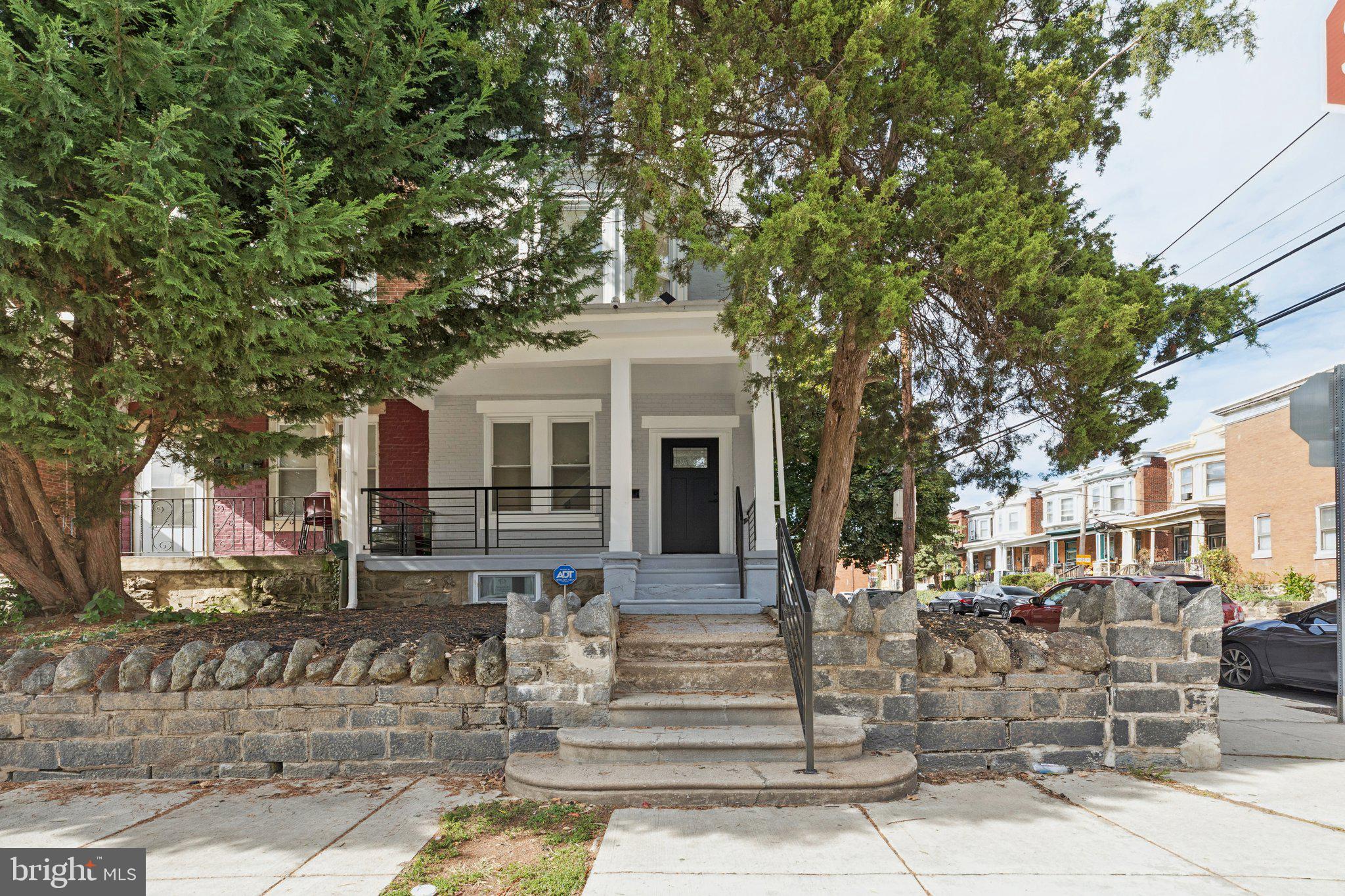137 Manheim Street Philadelphia, PA 19144 - Photo 71 of 81 a front view of a house with garden