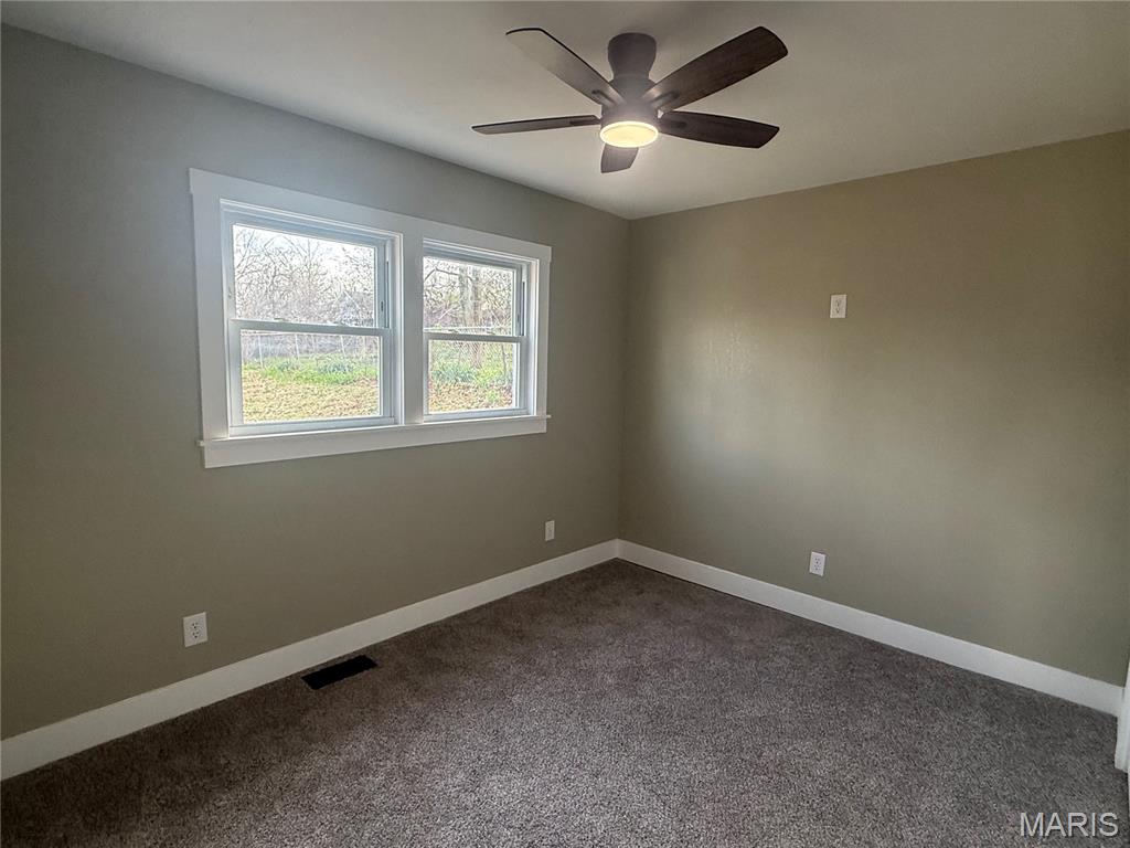 1917 Stuart Street Hannibal, MO 63401 - Photo 9 of 26