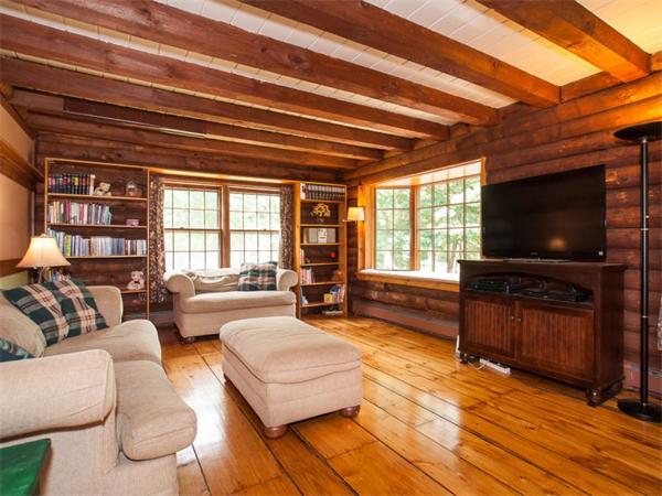 48 Old Grafton Road Upton, MA 01568 - Photo 3 of 30 Gallery Image 3