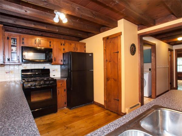 48 Old Grafton Road Upton, MA 01568 - Photo 10 of 30 Gallery Image 10