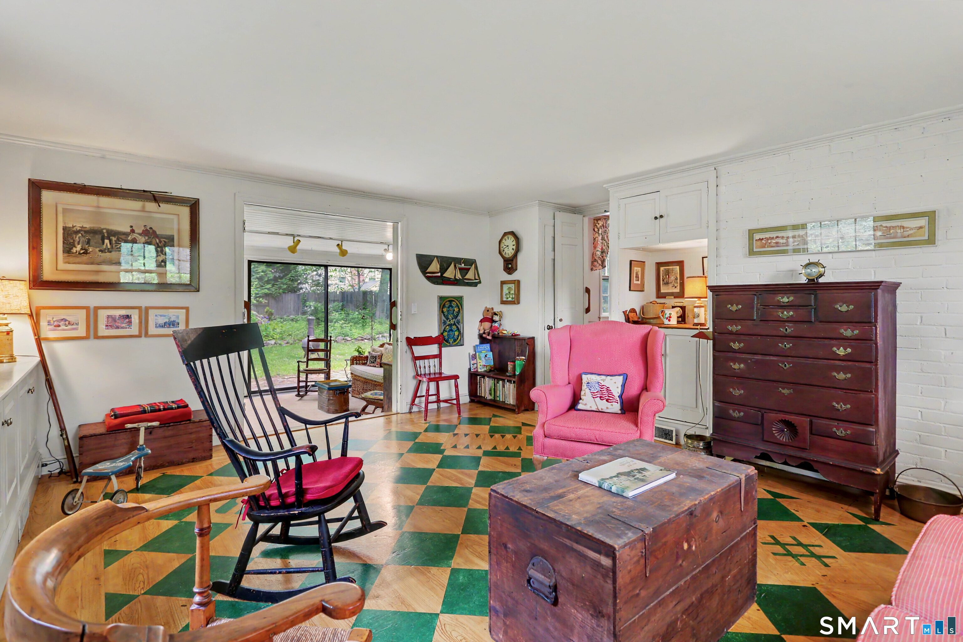 240 North Cedar Road Fairfield, CT 06824 - Photo 15 of 40