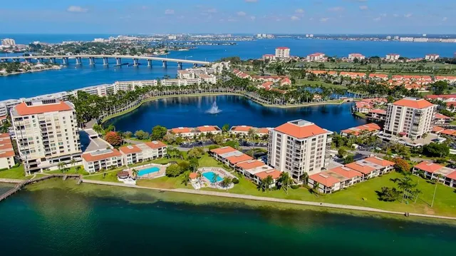 $499,900 | 6290 Bahia Del Mar Circle, Unit 5, St. Petersburg, FL 33715