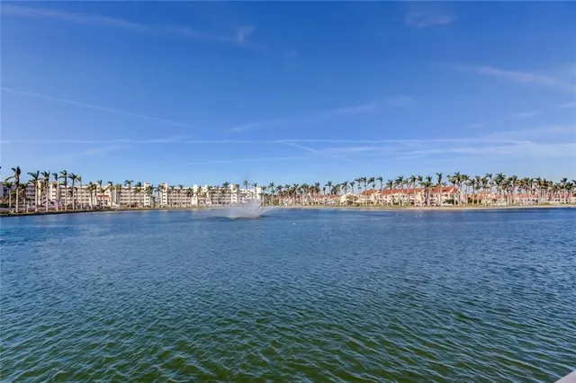 $499,900 | 6290 Bahia Del Mar Circle, Unit 5, St. Petersburg, FL 33715