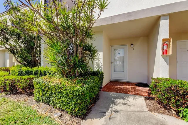 $499,900 | 6290 Bahia Del Mar Circle, Unit 5, St. Petersburg, FL 33715