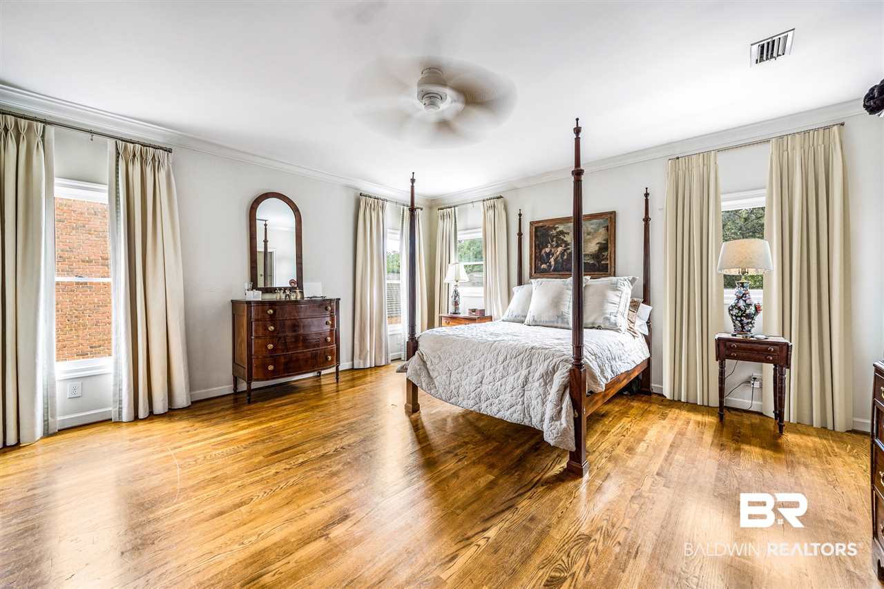 3949 Pembrocke Avenue Mobile, AL 36608 - Photo 17 of 27