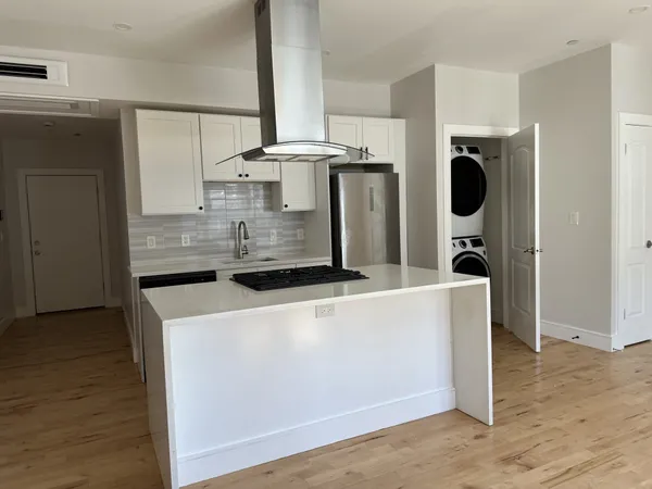 $3,400 | 178 Washington Street, Unit 102, Malden, MA 02148