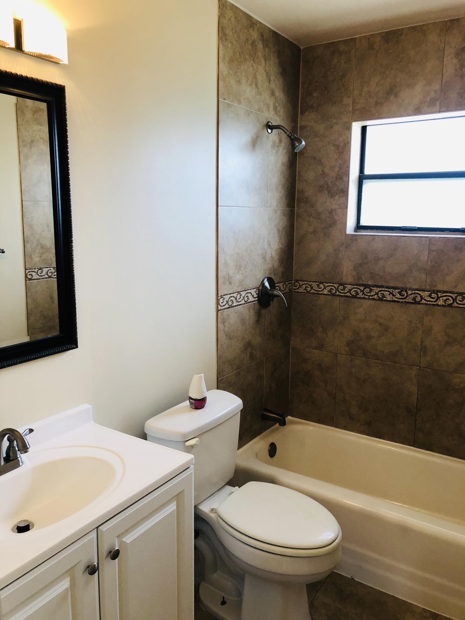 1280 Southwest 6th Way Deerfield Beach, FL 33441 - Photo 6 of 12 IMG_9496