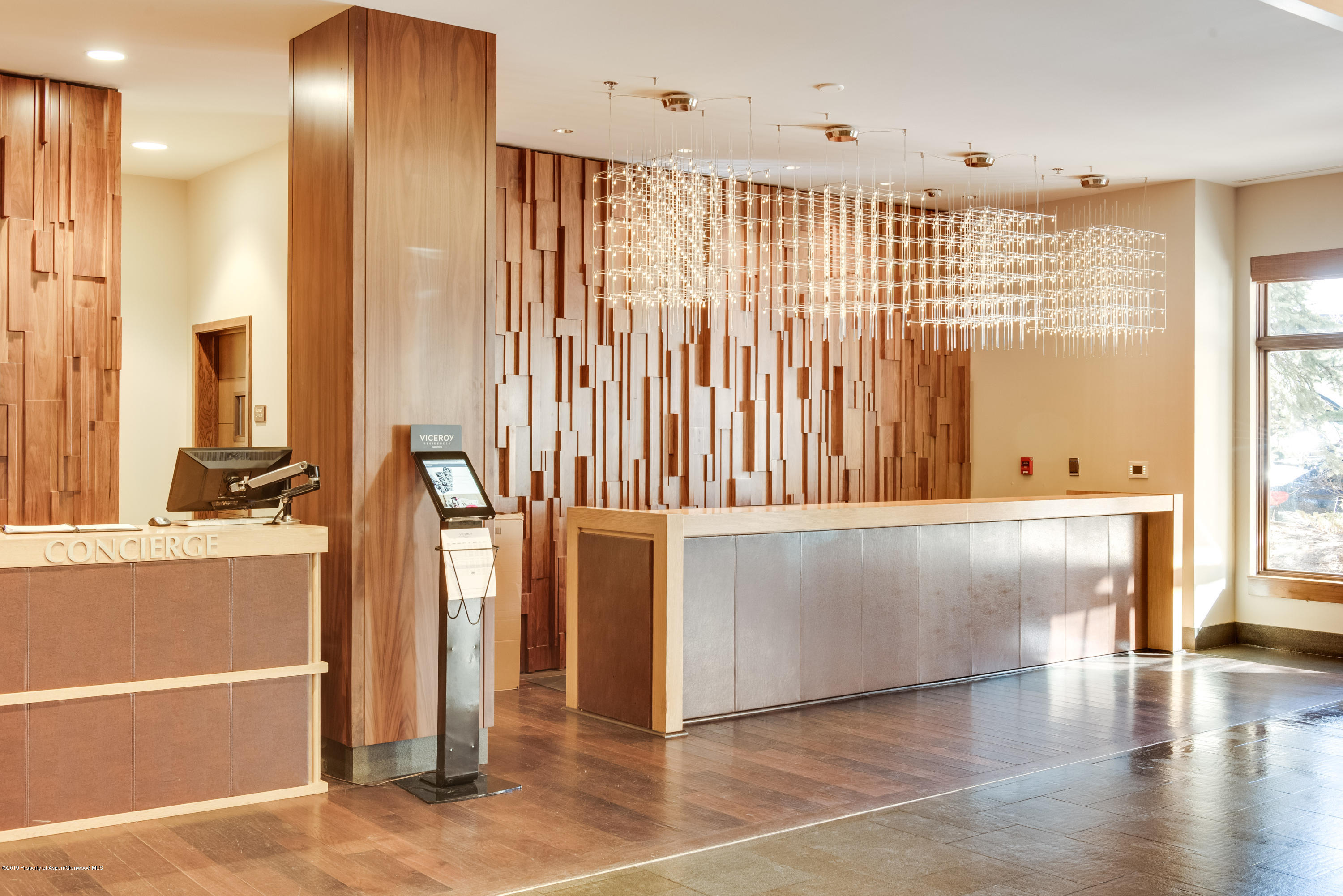 130 Wood Road, Unit 736 Snowmass Village, CO 81615 - Photo 7 of 12 a view of a large kitchen with a large window