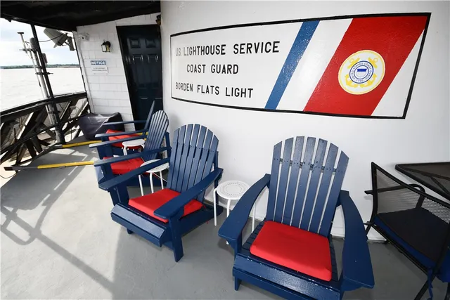 $895,000 | 1 Taunton River, Somerset, RI 02726