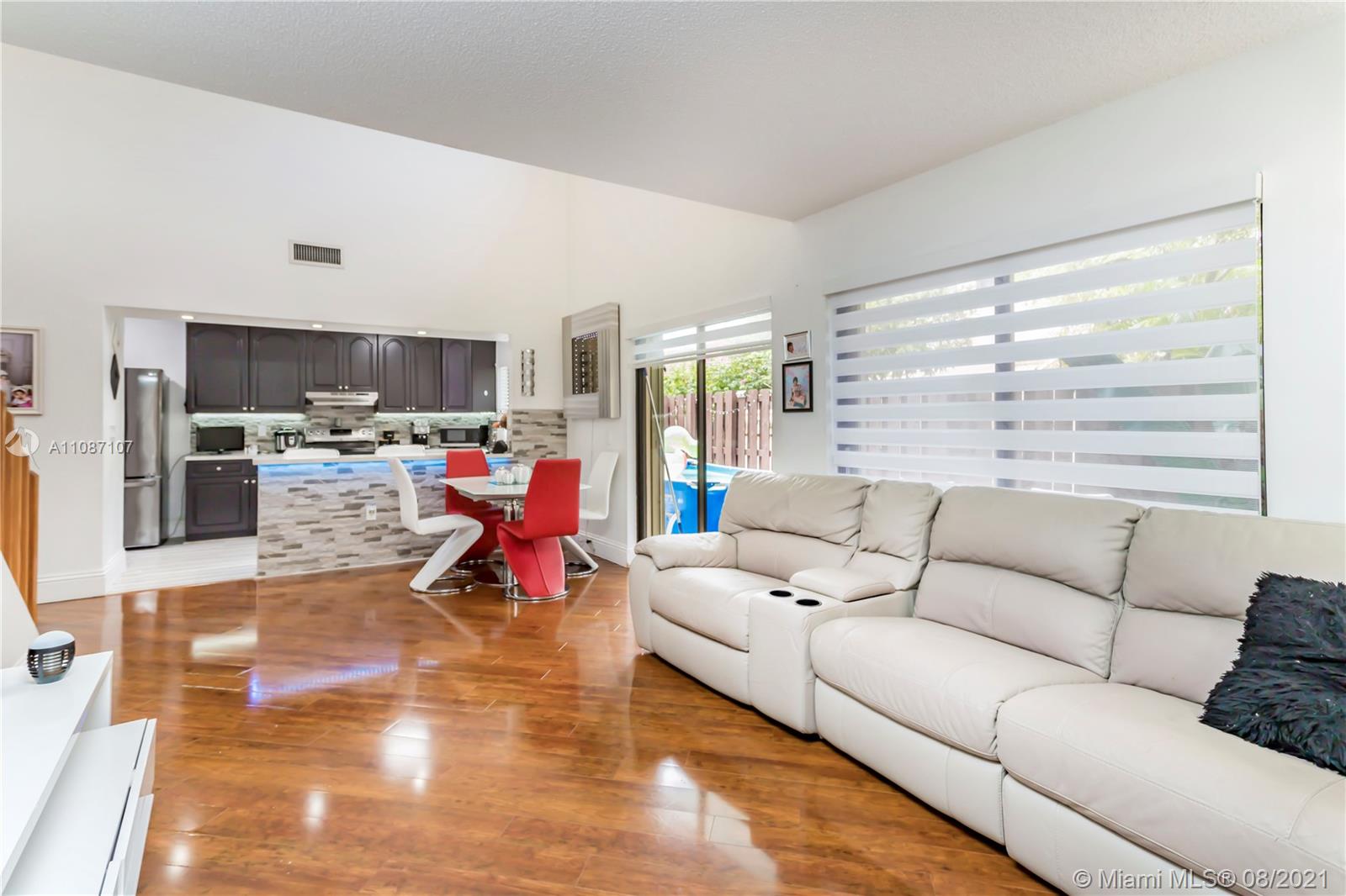 6533 Northwest 170th Lane, Unit 6533 Hialeah, FL 33015 - Photo 4 of 19