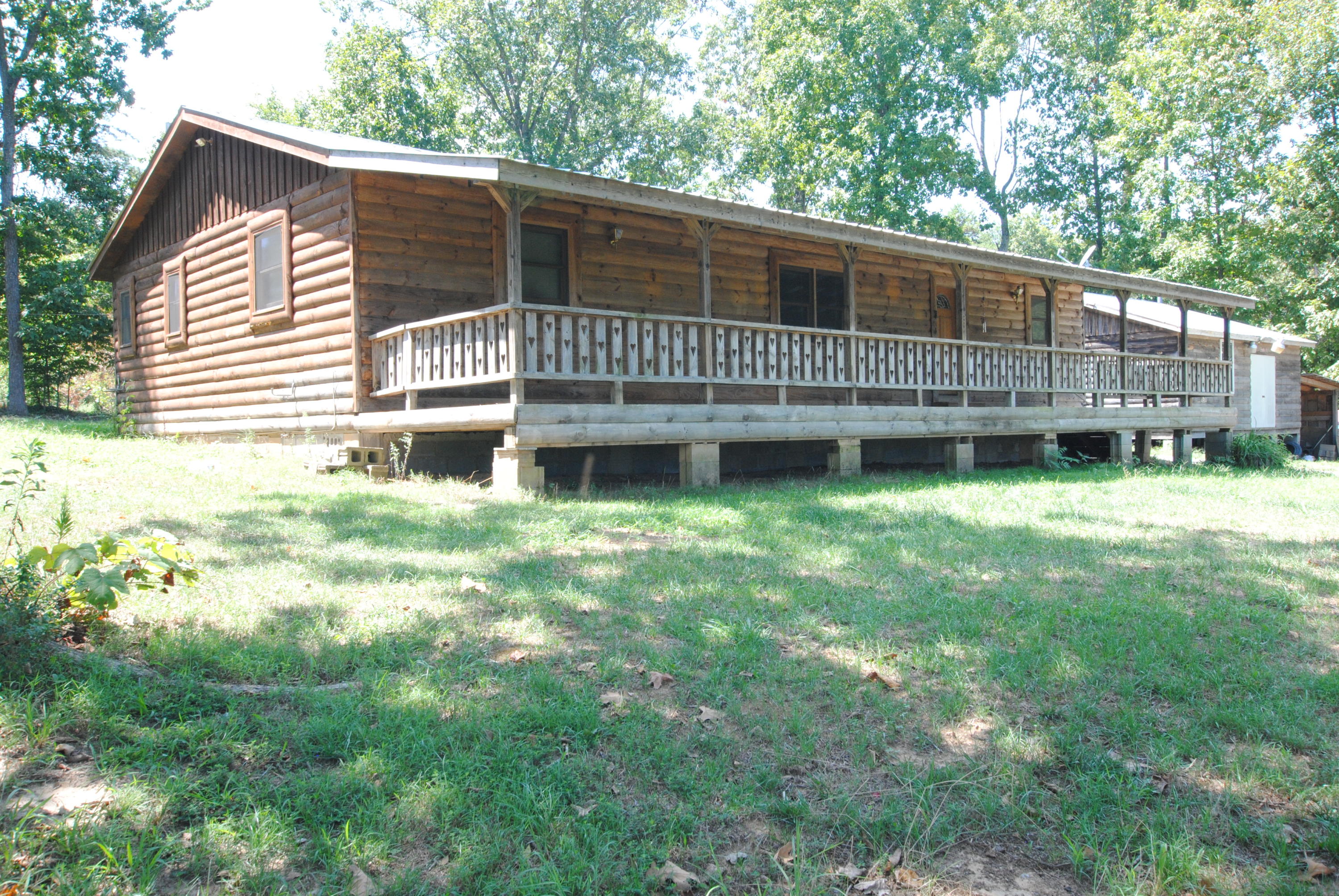 607 Bailey Road Benton, TN 37307 - Photo 3 of 30 DSC_6663