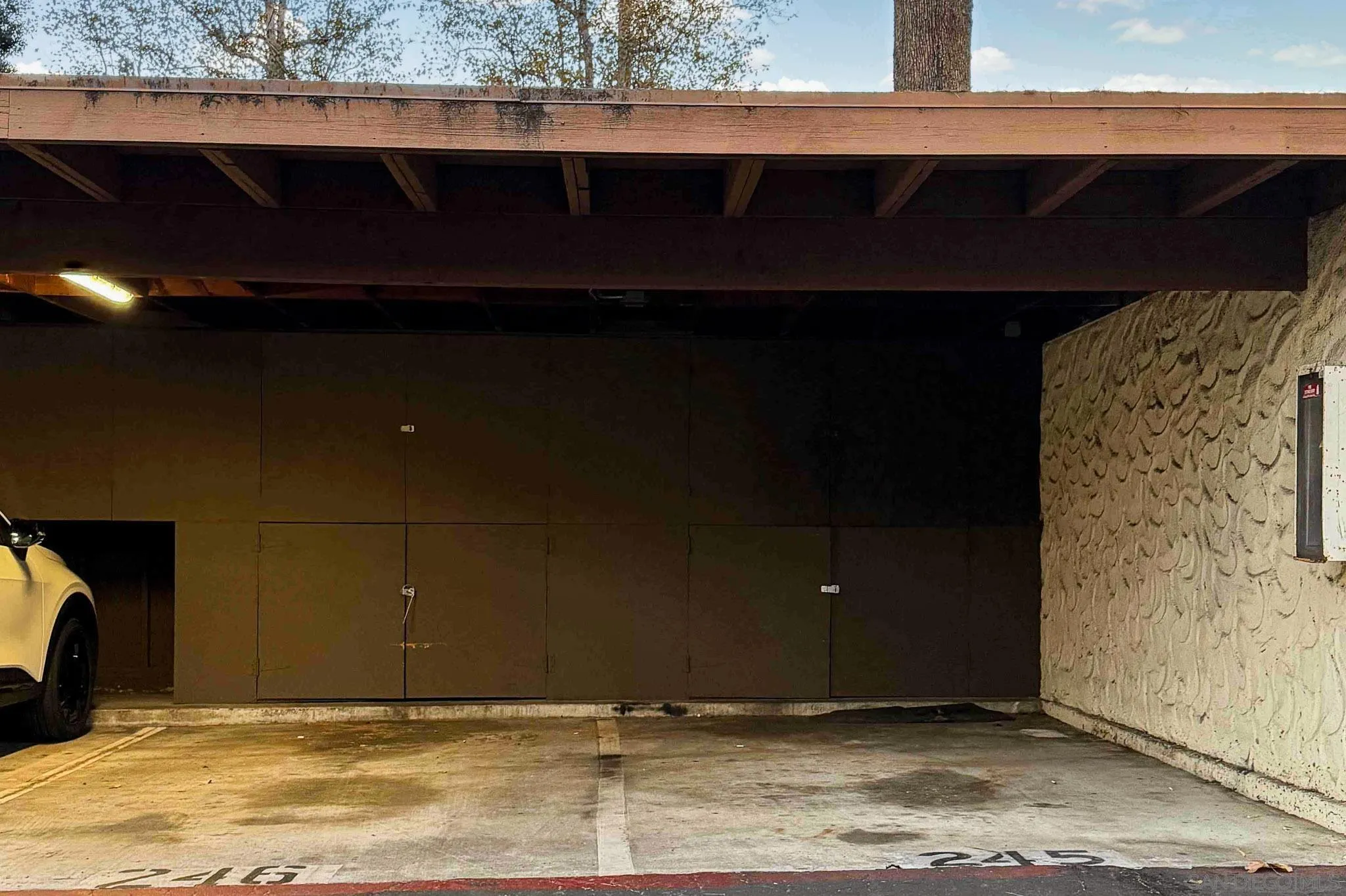 6069 Rancho Mission Road, Unit 201 San Diego, CA 92108 - Photo 29 of 43 a view of a door