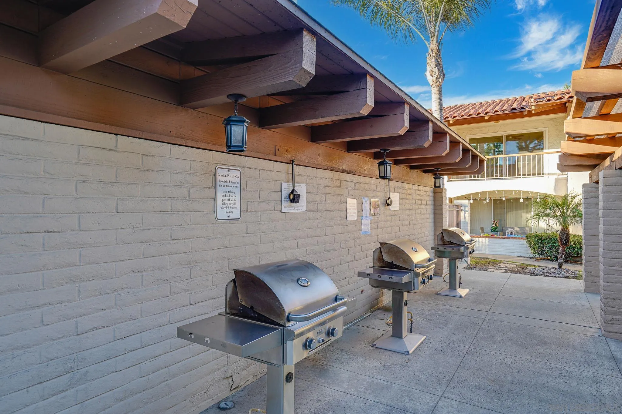 6069 Rancho Mission Road, Unit 201 San Diego, CA 92108 - Photo 32 of 43 a view of outdoor seating