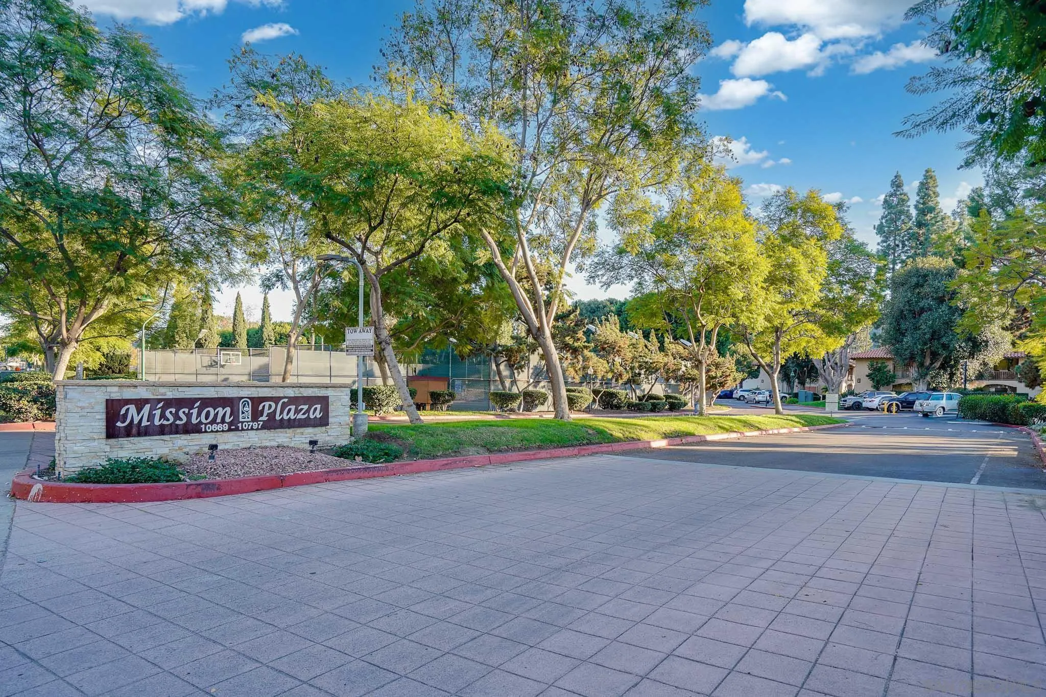 6069 Rancho Mission Road, Unit 201 San Diego, CA 92108 - Photo 37 of 43 a view of street and sign board