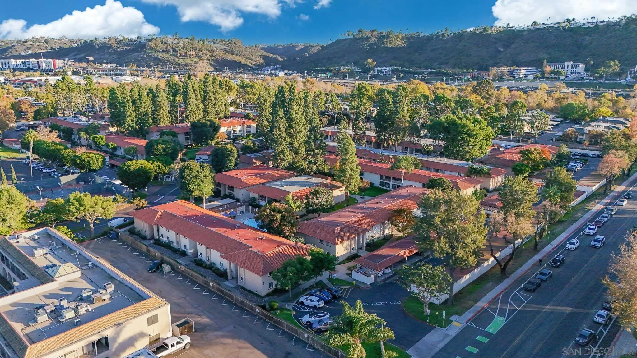 6069 Rancho Mission Road, Unit 201 San Diego, CA 92108 - Photo 4 of 43