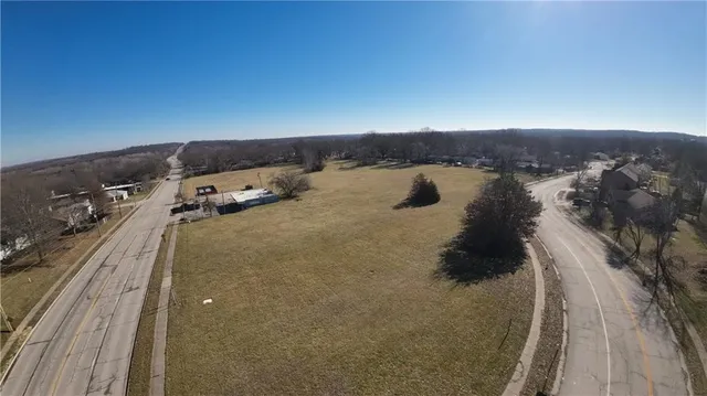 $699,000 | 7905 High Grove Road, Grandview, MO 64030