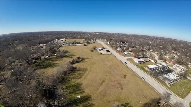 $699,000 | 7905 High Grove Road, Grandview, MO 64030