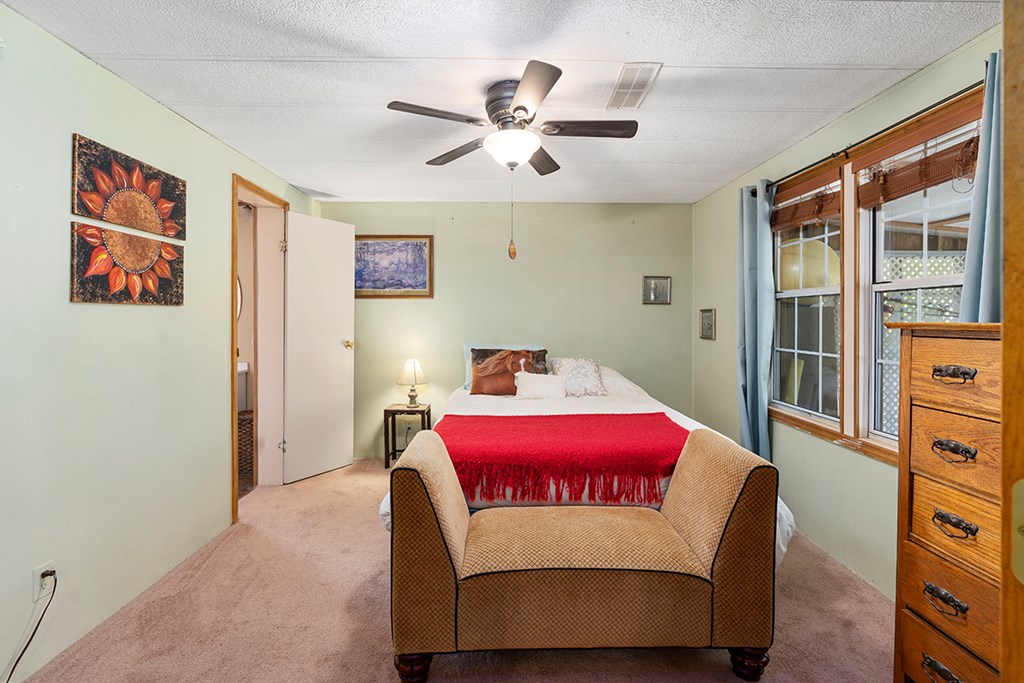 318 Holloway Cove Road Chappells, SC 29037 - Photo 10 of 18 Gallery Image 10