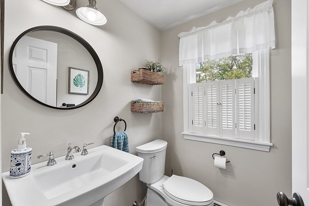 15 Cole Road Sterling, MA 01564 - Photo 17 of 41 Gallery Image 17