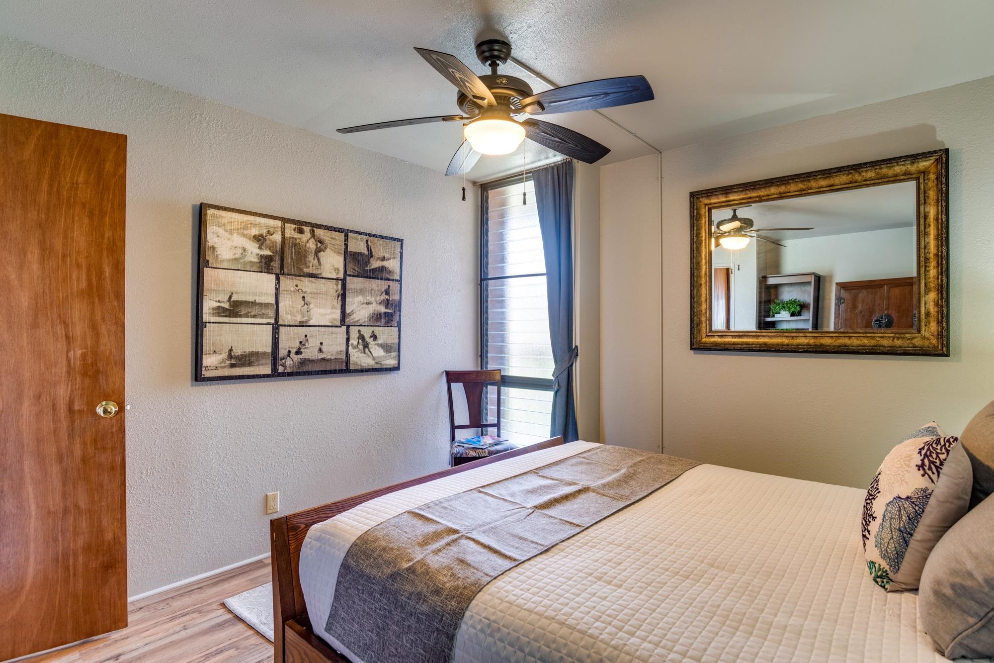 2191 South Kihei Road, Unit 2317 Kihei, HI 96753 - Photo 11 of 30 a bedroom with bed and a window