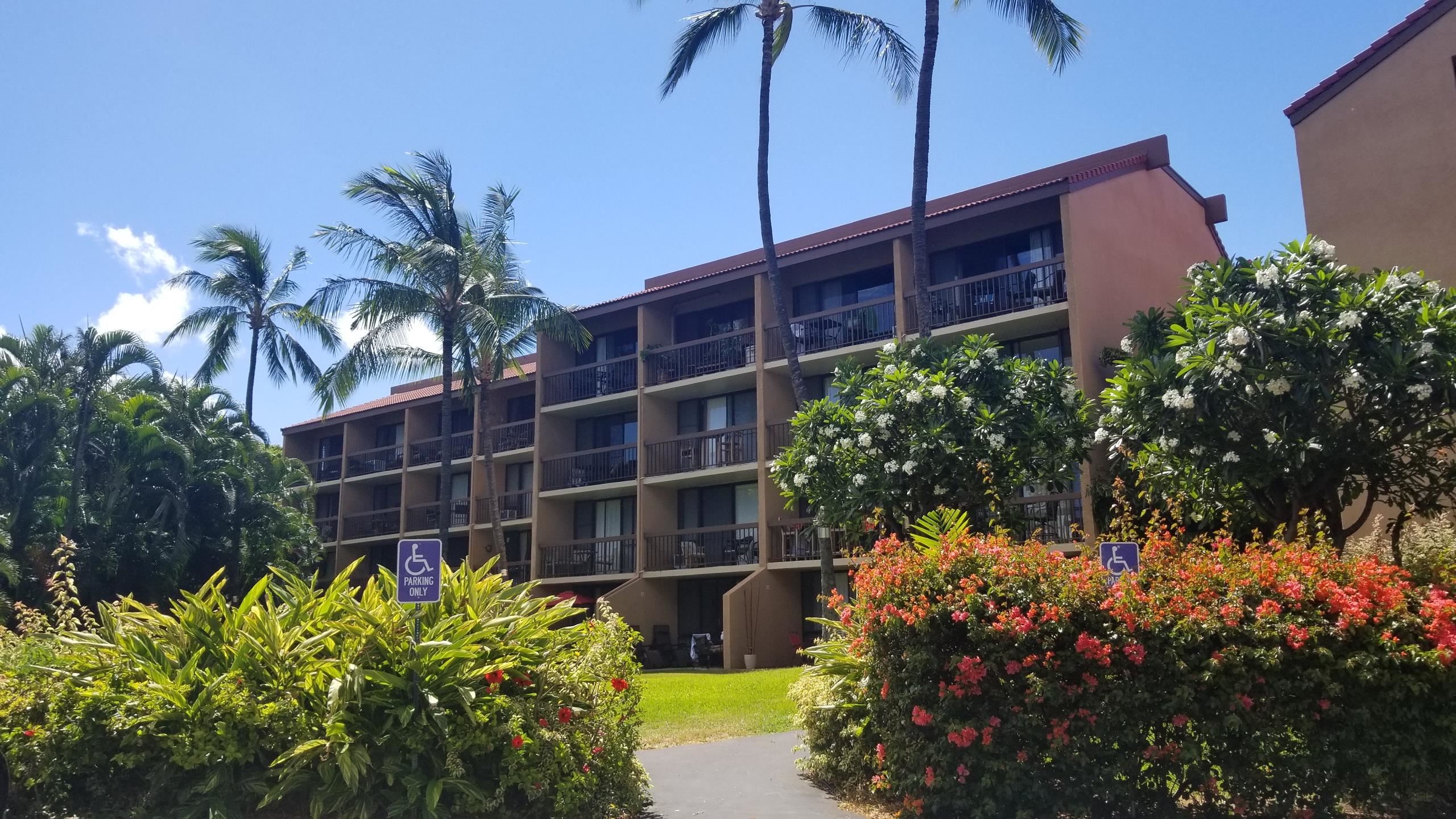 2191 South Kihei Road, Unit 2317 Kihei, HI 96753 - Photo 17 of 30 a house view with a garden space