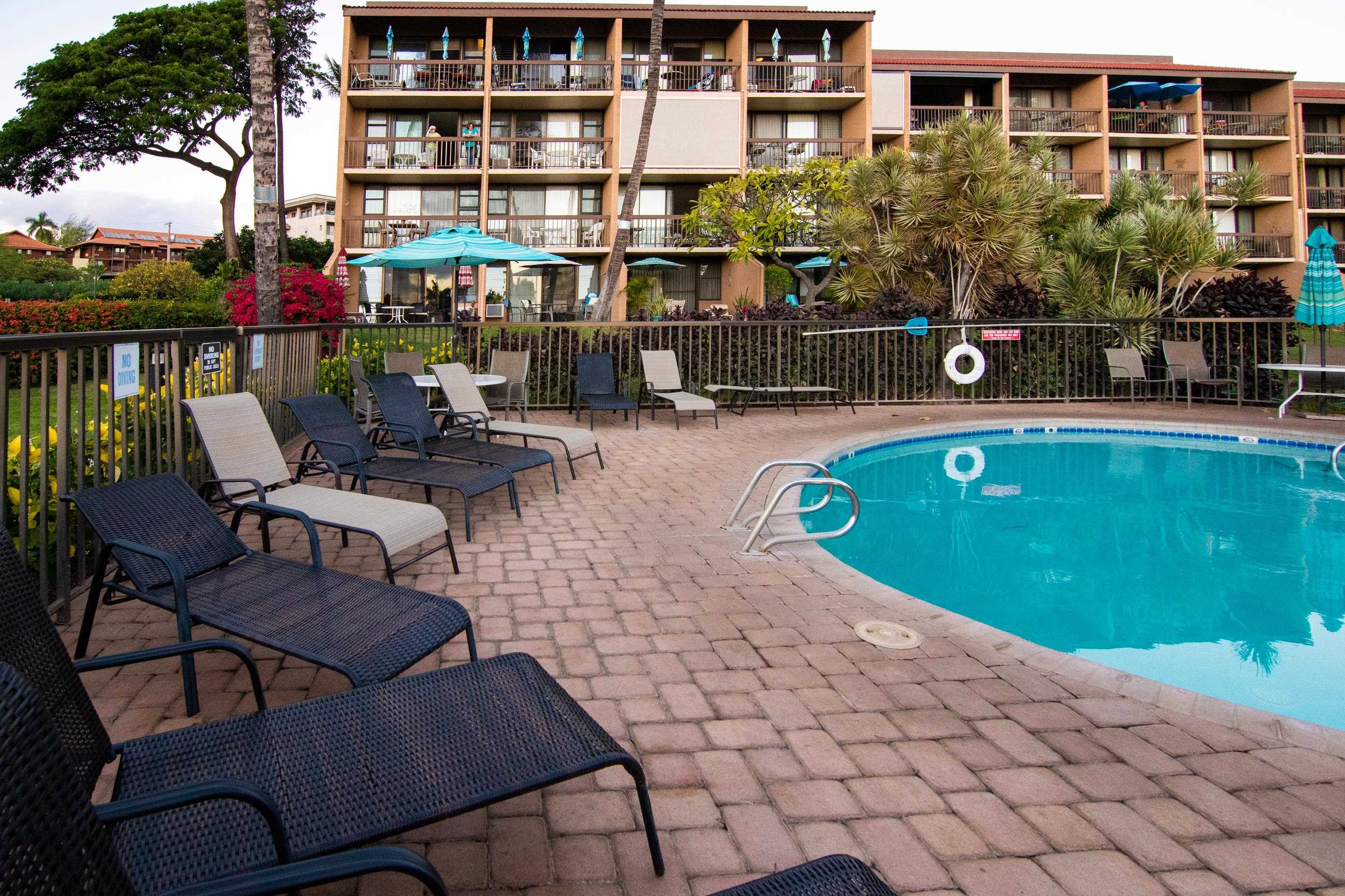 2191 South Kihei Road, Unit 2317 Kihei, HI 96753 - Photo 25 of 30 a view of a chairs and table in the terrace