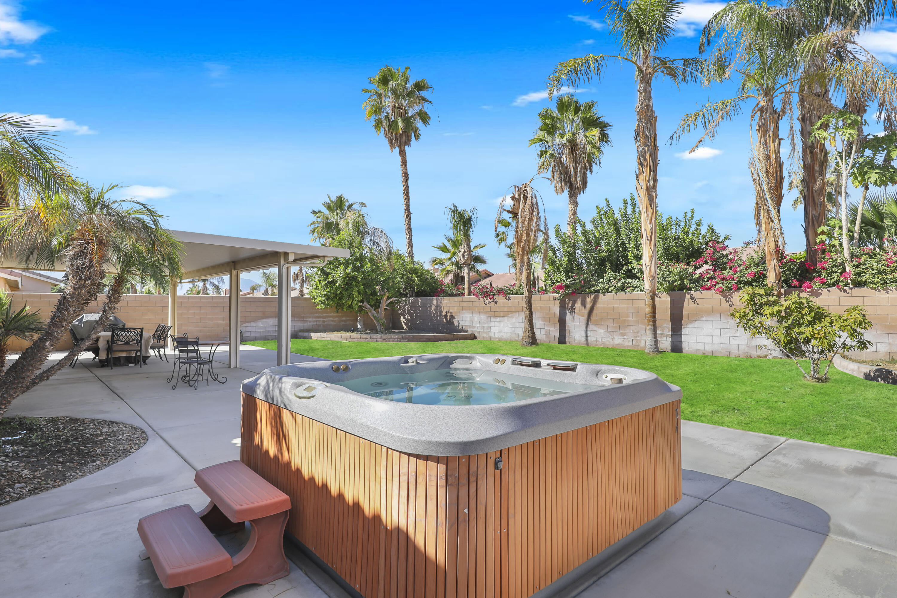 80628 Virginia Avenue Indio, CA 92201 - Photo 29 of 34 a view of a backyard