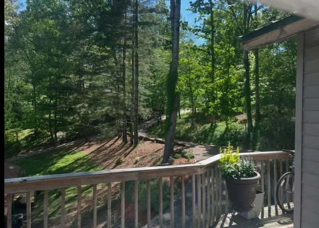 $585,000 | 398 Hidden Cove Lane, Hayesville, NC 28904