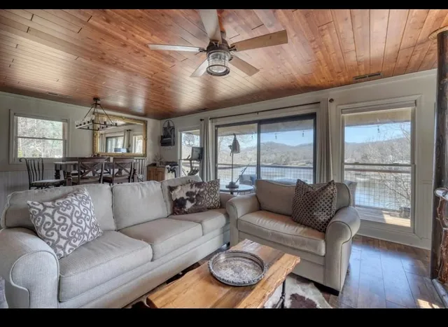 $585,000 | 398 Hidden Cove Lane, Hayesville, NC 28904