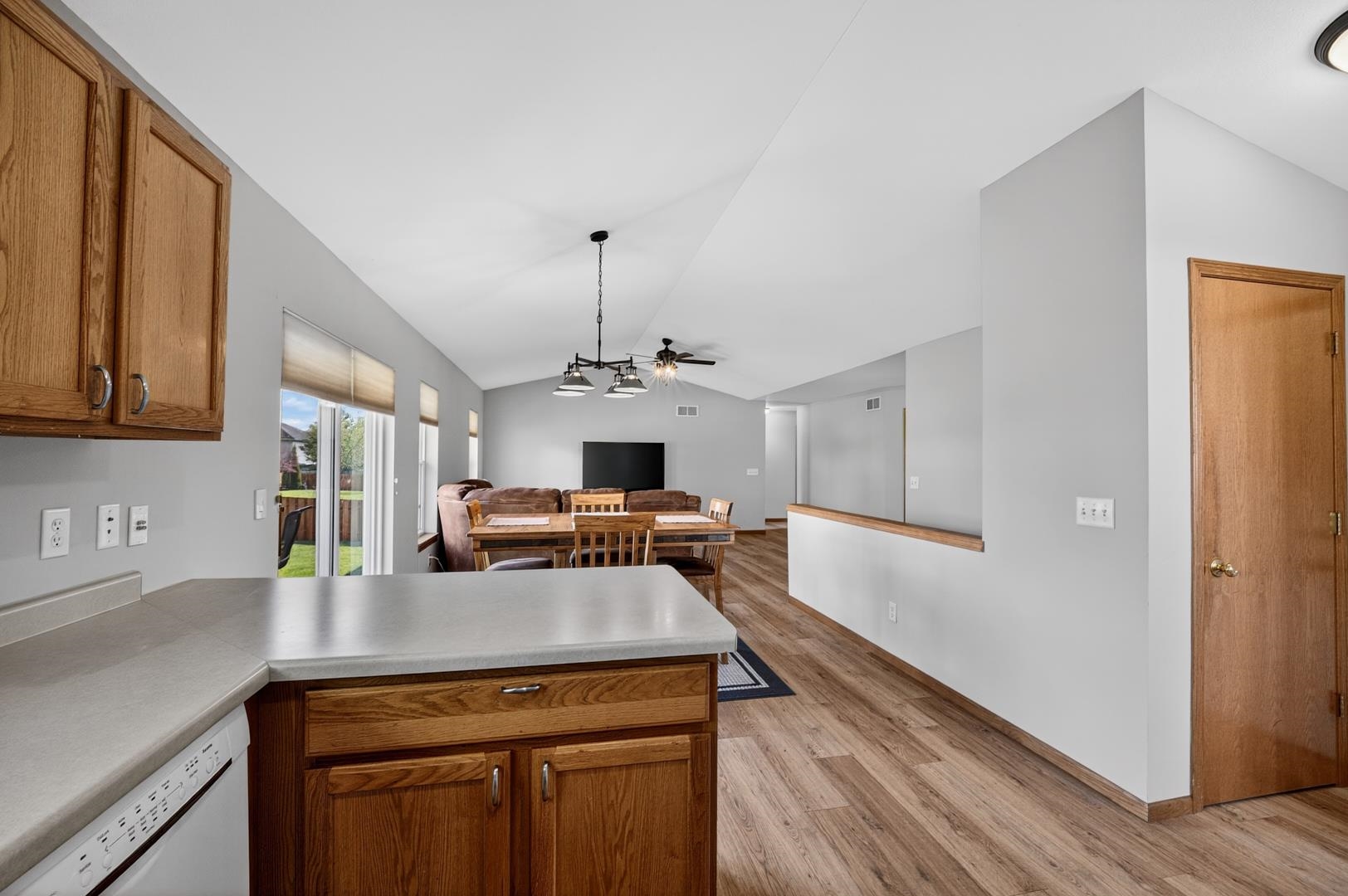 3152 West Main Street Sun Prairie, WI 53590 - Photo 17 of 57