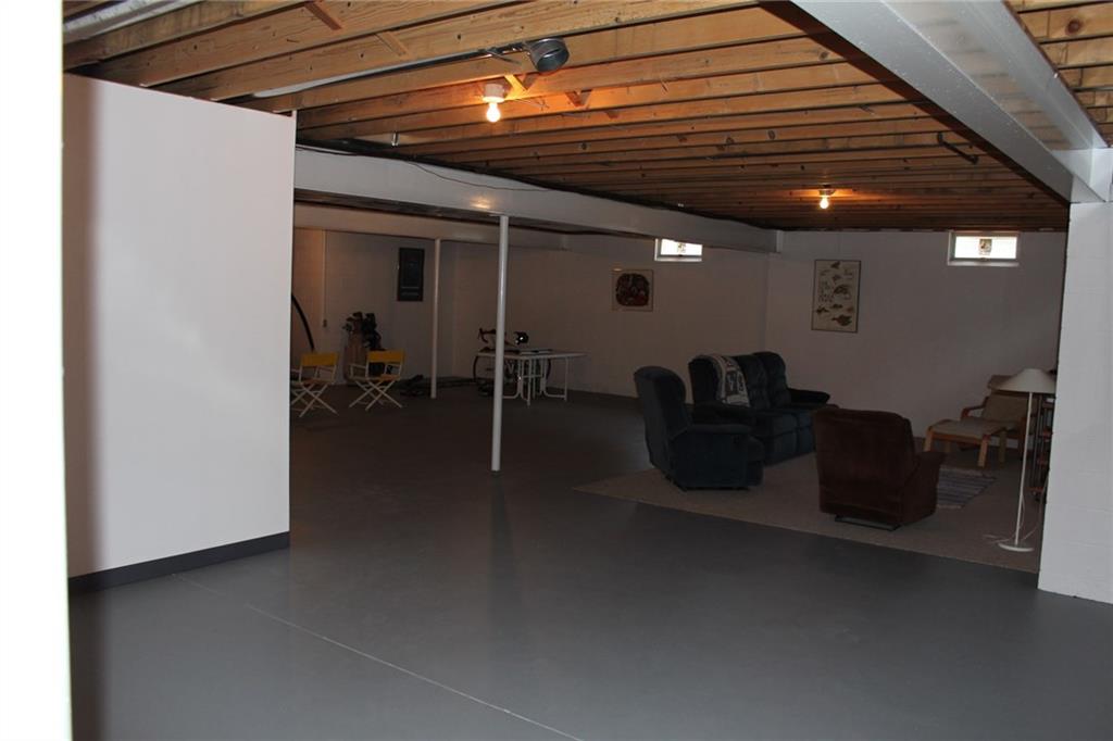 1146 Chapin Road New Castle, PA 16105 - Photo 16 of 20 Gallery Image 16