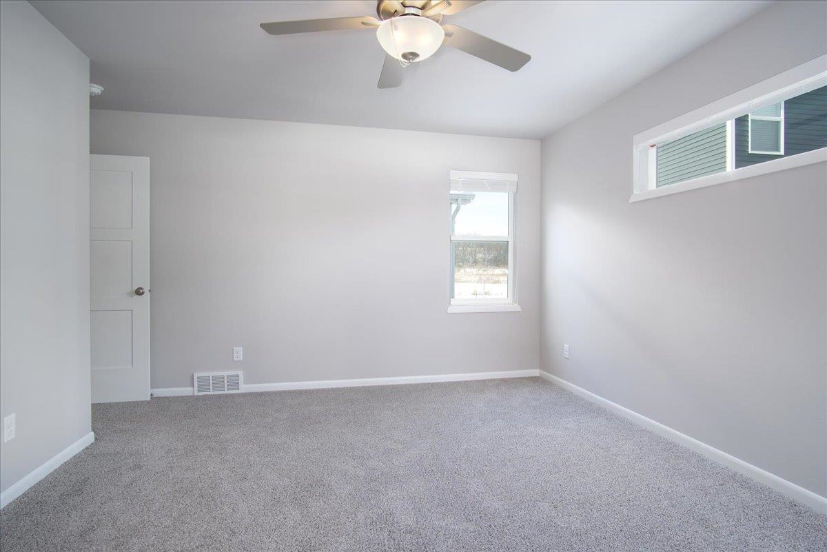 2167 Autumn Lake Madison, WI 53718 - Photo 12 of 28