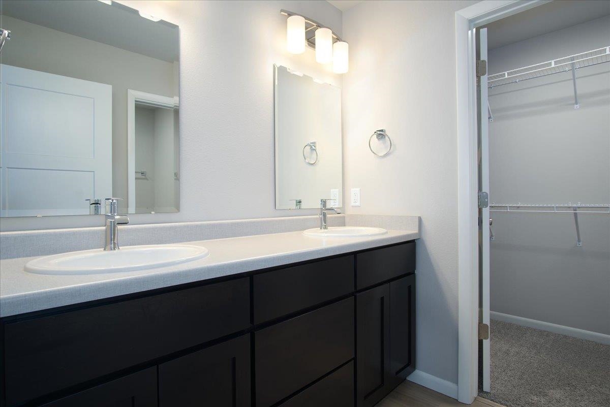 2167 Autumn Lake Madison, WI 53718 - Photo 15 of 28