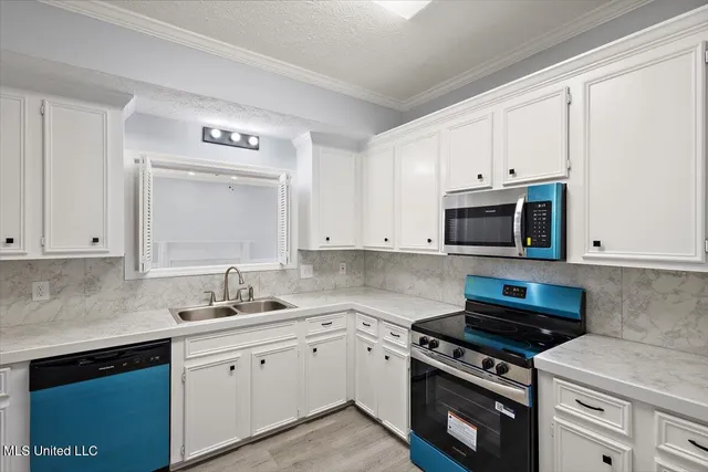 $275,000 | 1042 Bayridge Drive, Jackson, MS 39211