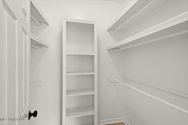 $275,000 | 1042 Bayridge Drive, Jackson, MS 39211