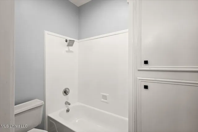 $275,000 | 1042 Bayridge Drive, Jackson, MS 39211